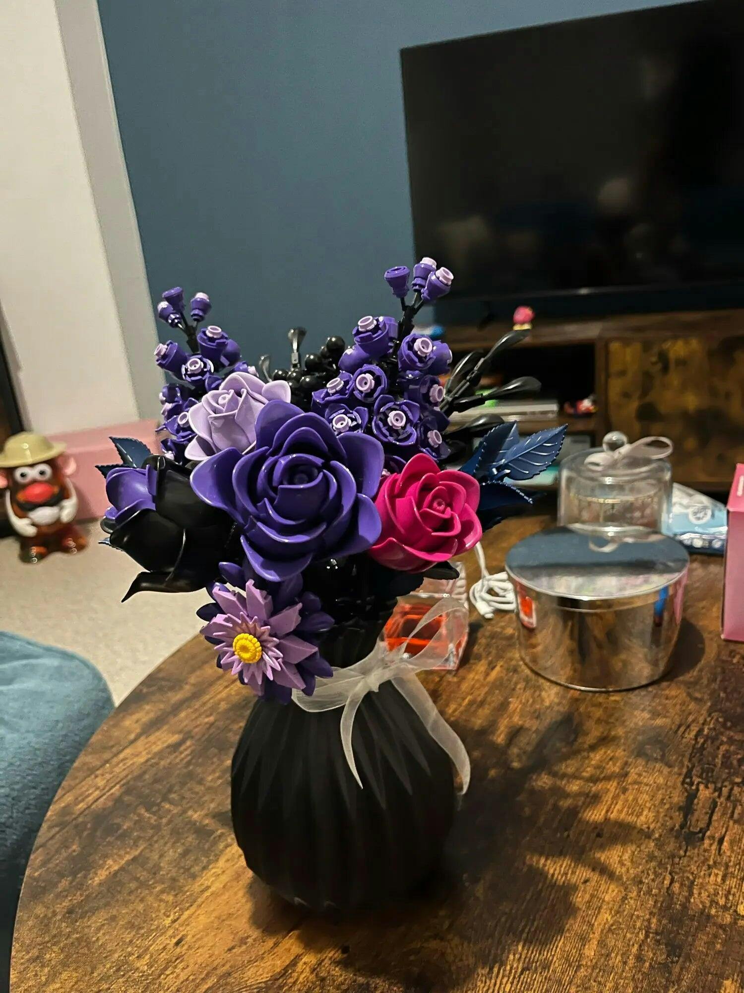 Customer photo for Purple Rose Bouquet Building Blocks Set