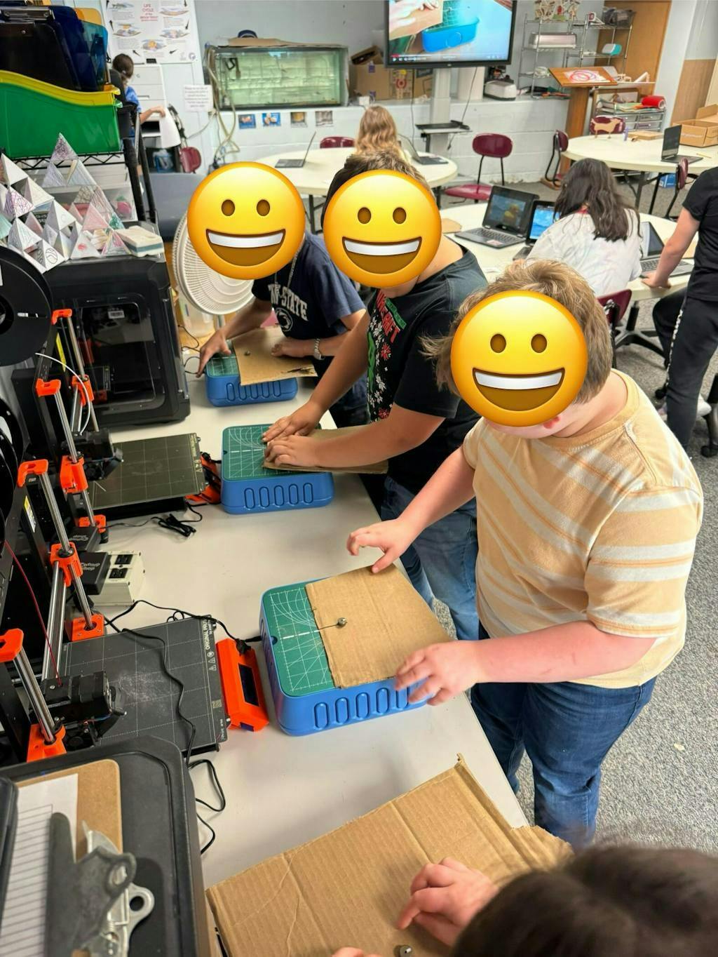 Customer photo for Kid Finger-Safe Cardboard Cutter for Ages 3+
