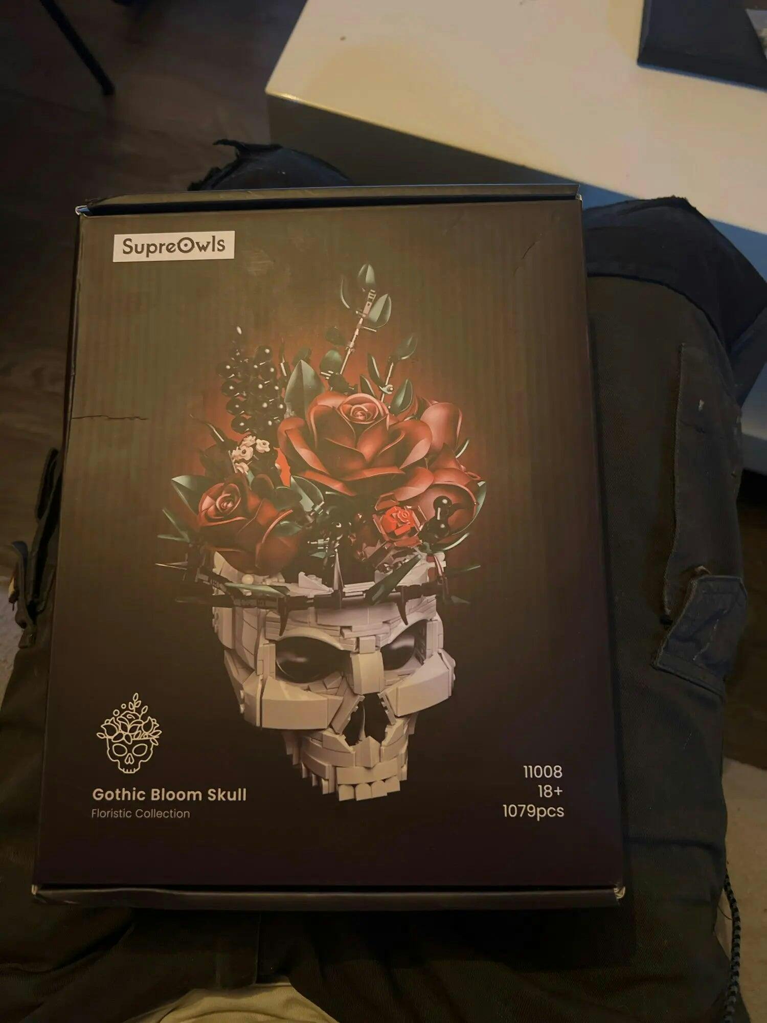Customer photo for Gothic Skull Roses Bouquet Building Block Set