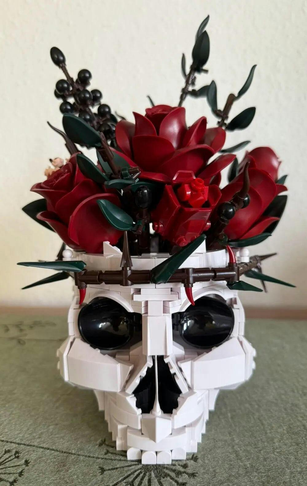 Customer photo for Gothic Skull Roses Bouquet Building Block Set