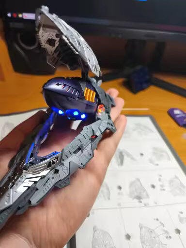 Customer photo for Kshatriya Mecha Model Kit 1:100 Scale LED
