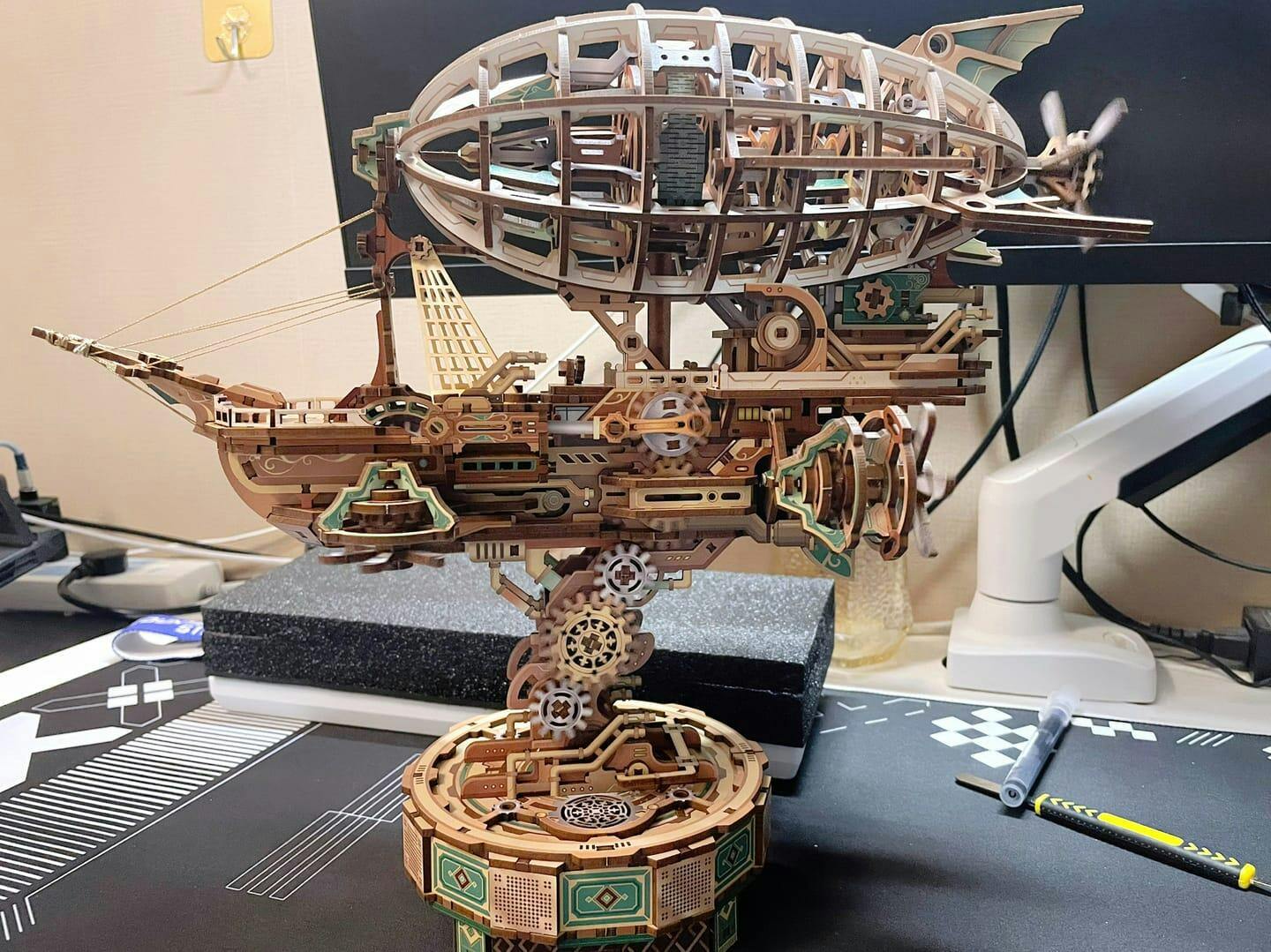 Customer photo for Sailing In Fog - 3D Mechanical Airship Puzzle