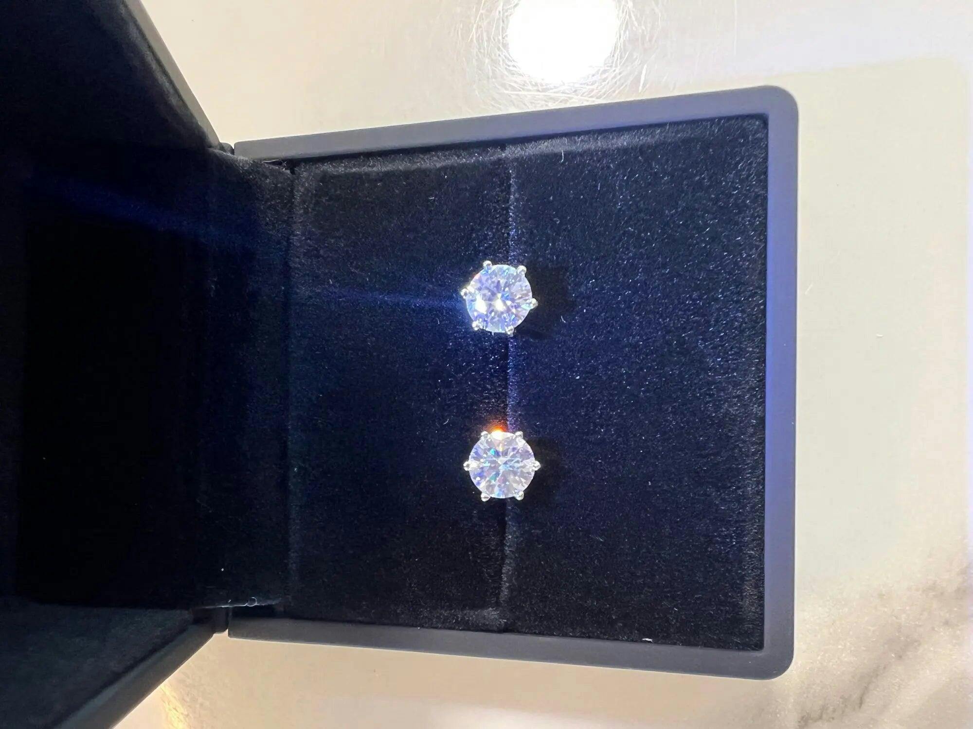 Customer photo for LED Engagement Ring Box with Light