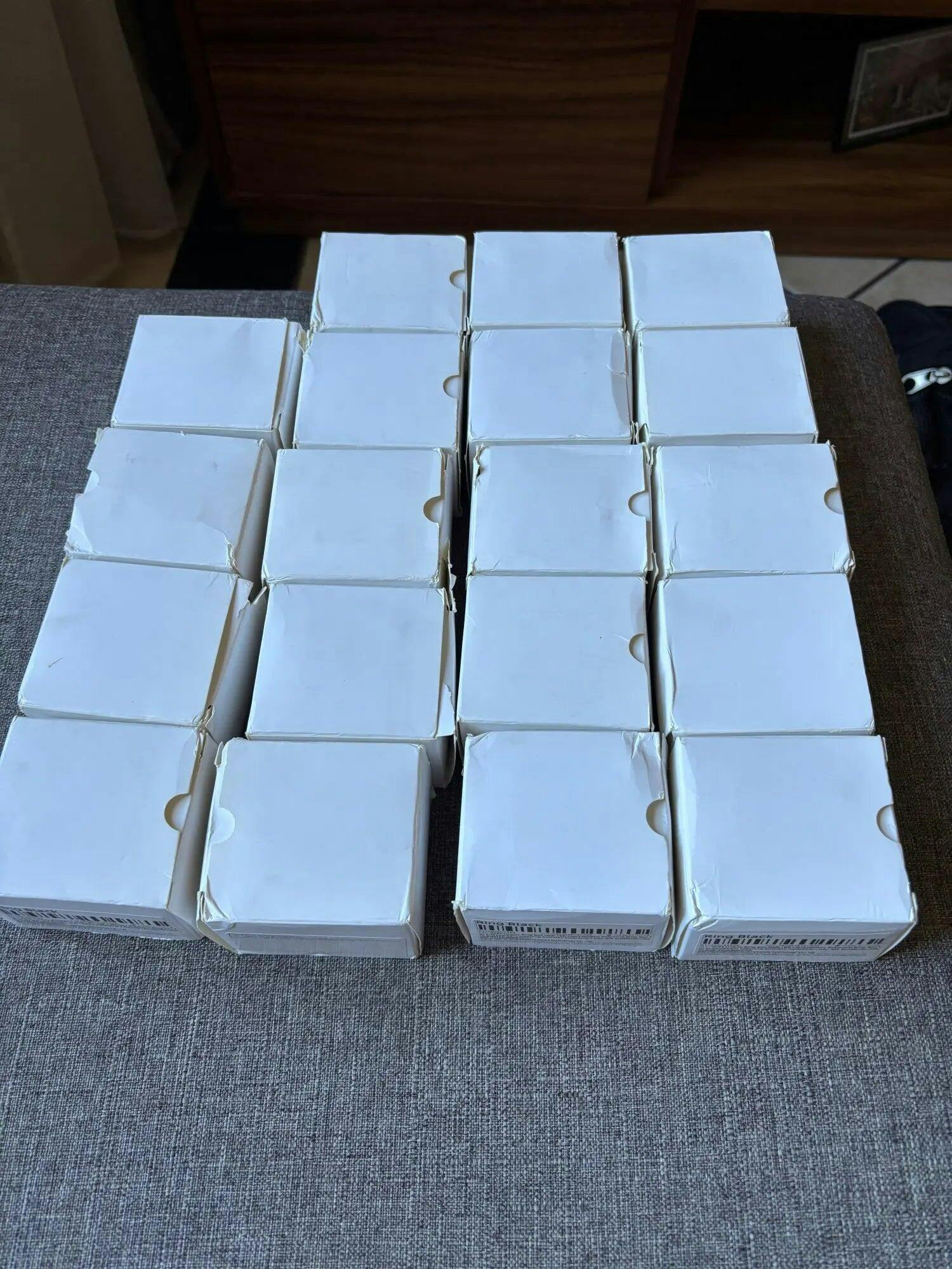 Customer photo for LED Engagement Ring Box with Light