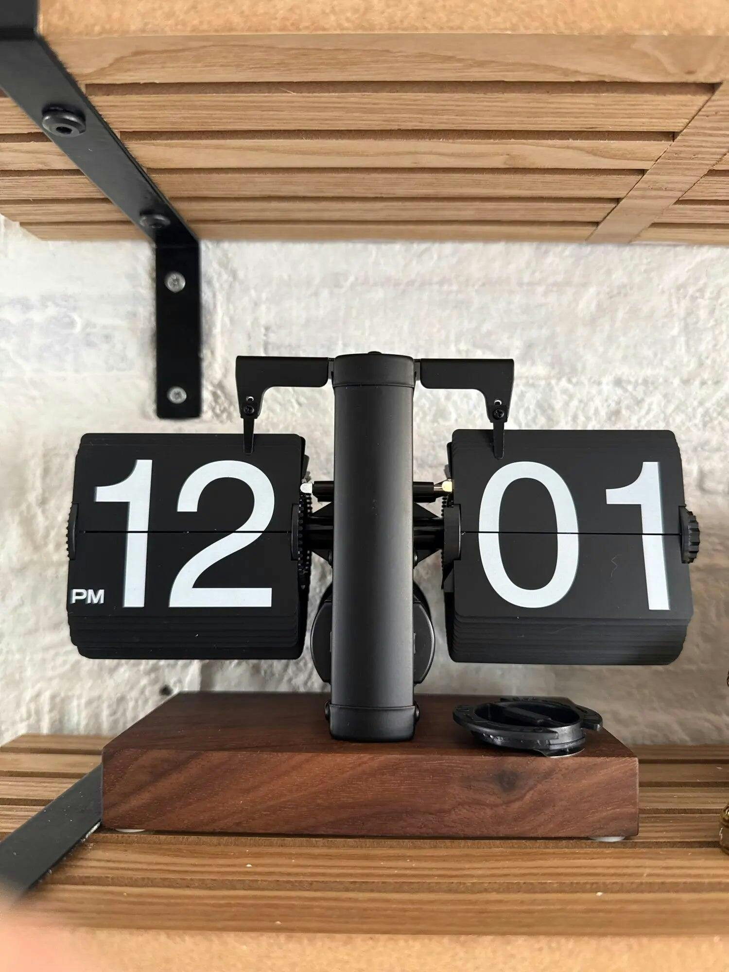 Customer photo for Retro Flip Down Clock with Automatic Rotating