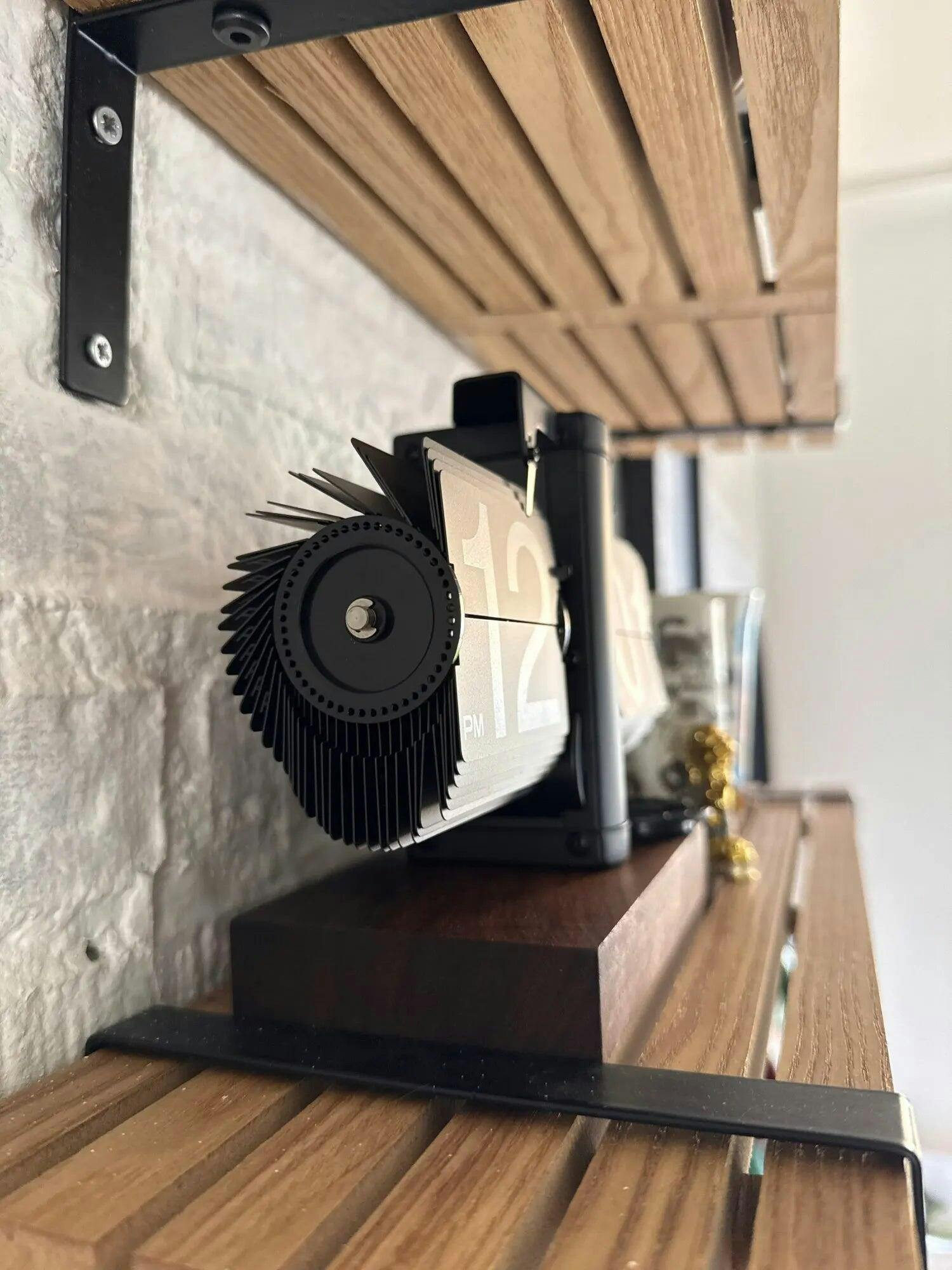 Customer photo for Retro Flip Down Clock with Automatic Rotating