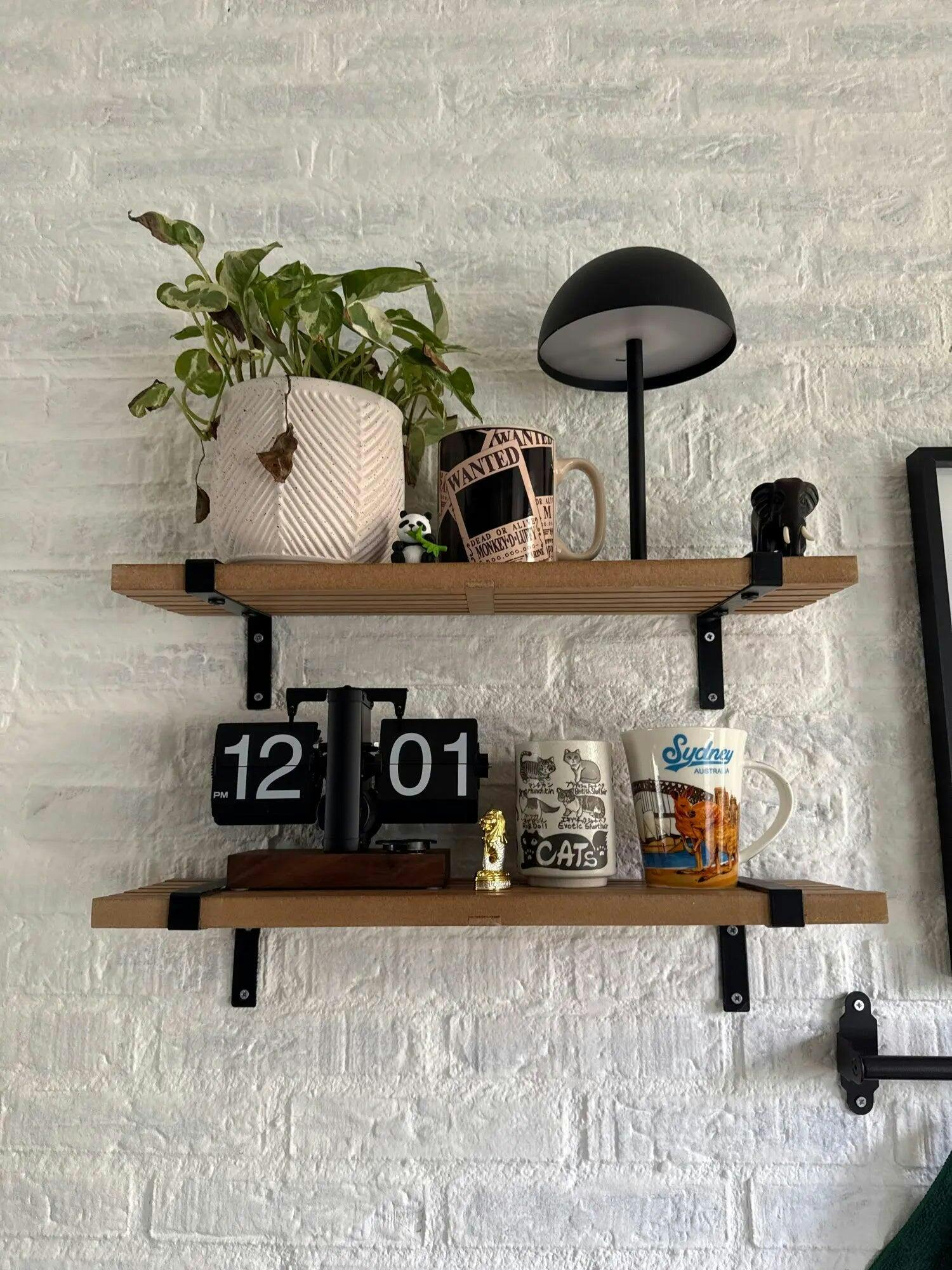 Customer photo for Retro Flip Down Clock with Automatic Rotating