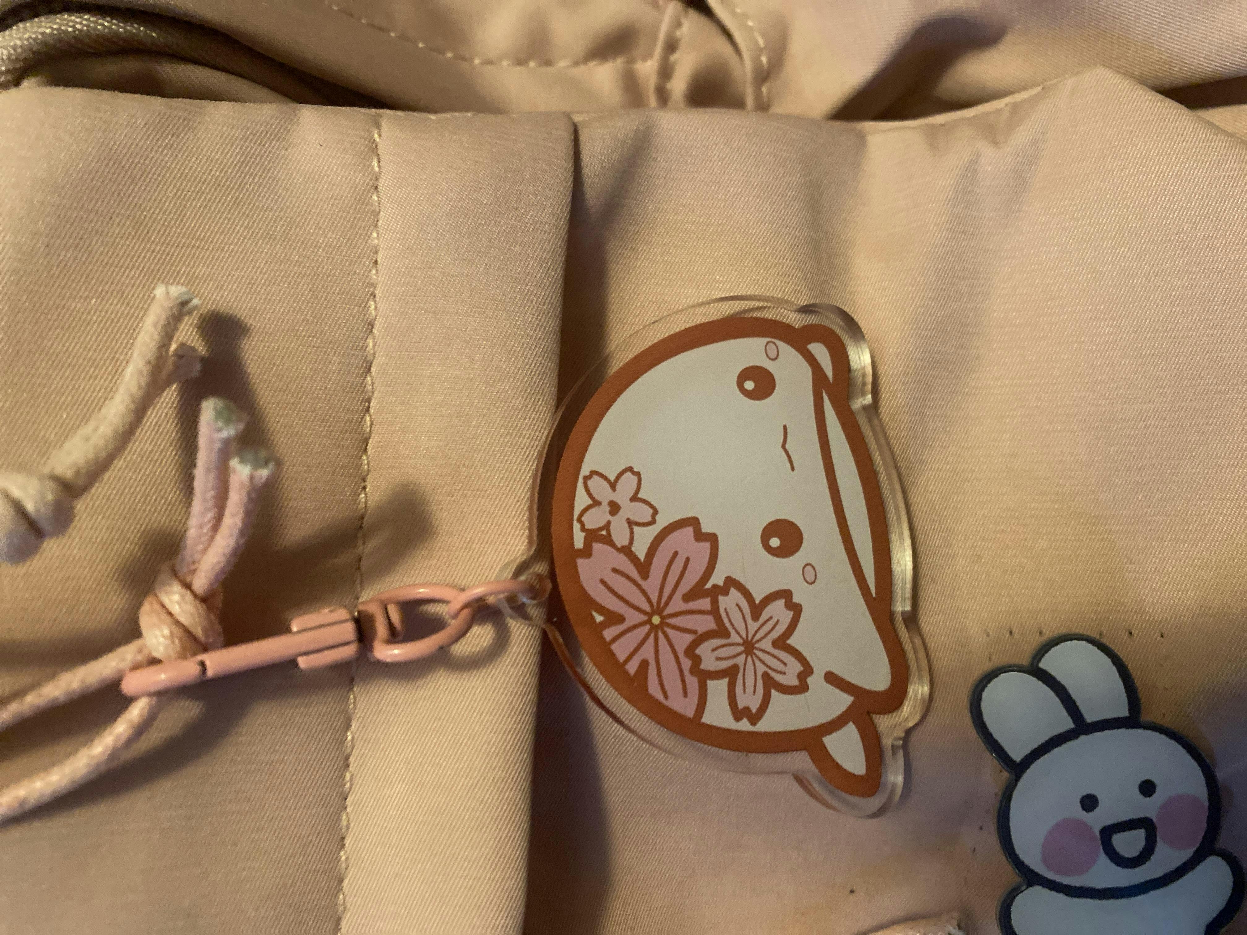 Mochi Whale Acrylic Keychain – Pwuffy
