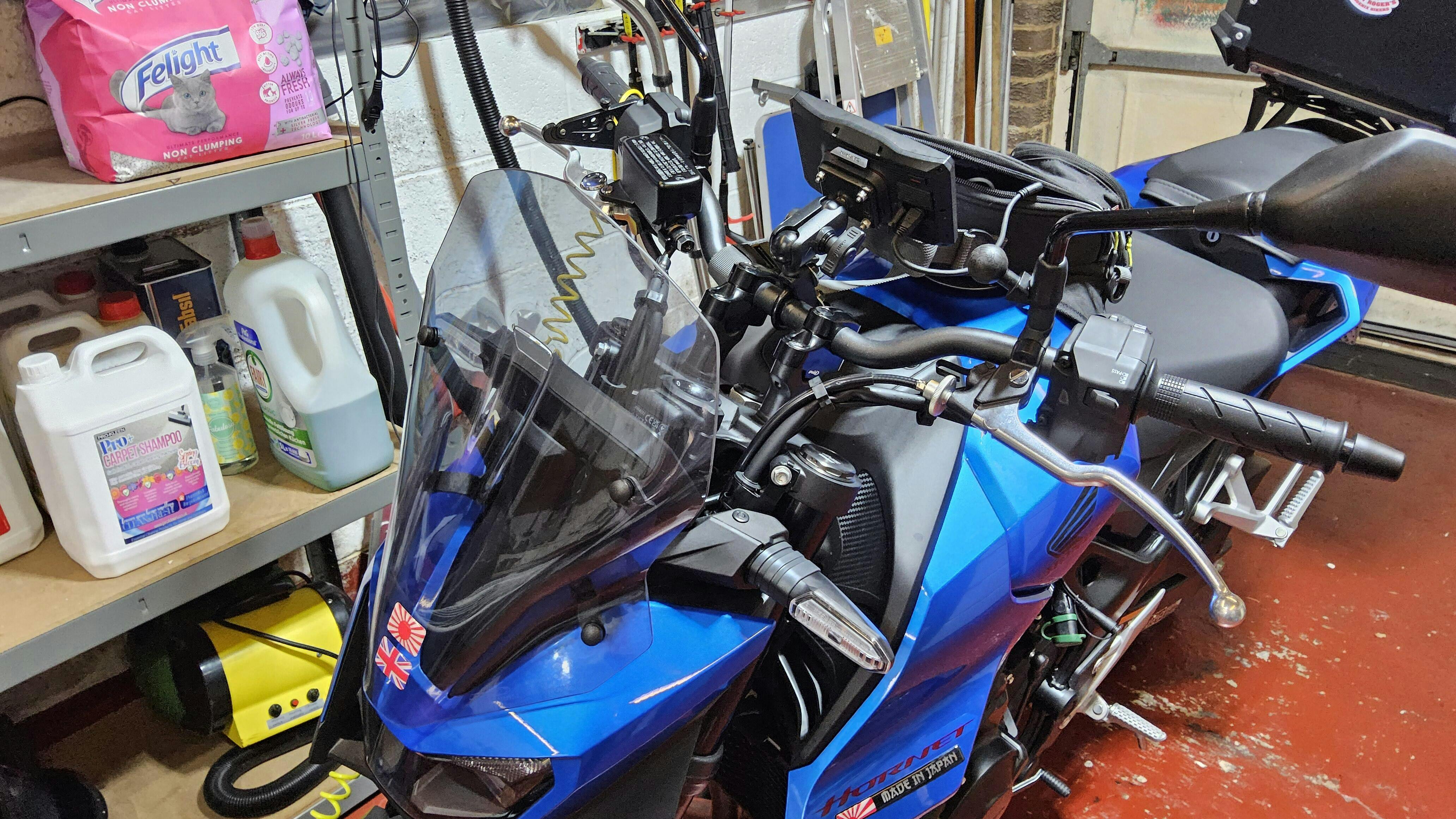 Puig Touring Screen | Light Smoke | Honda CB750 Hornet 2025>Current