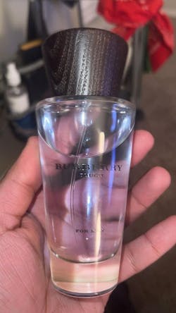 Burberry Touch for Men – A Refined Woody Floral Musk Fragrance for the Modern Gentleman