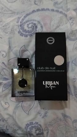 Armaf Club de Nuit Urban Man EDP 105ml – Bold Woody Aromatic Fragrance for Men | Fresh, Spicy Scent Perfect for Work & Evening Wear