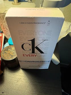 Calvin Klein CK Everyone Eau de Toilette – A Fresh & Inclusive Citrus Woody Scent
