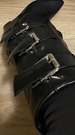 LELIA - stivali alti con tre cinture in ecopelle nera