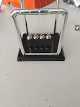 Newton's Cradle