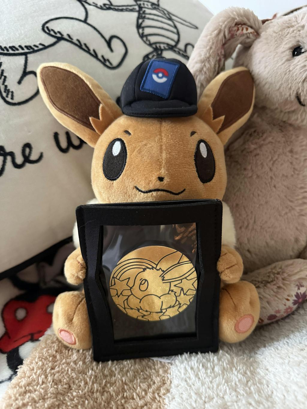 Prismatic Evolutions Tin