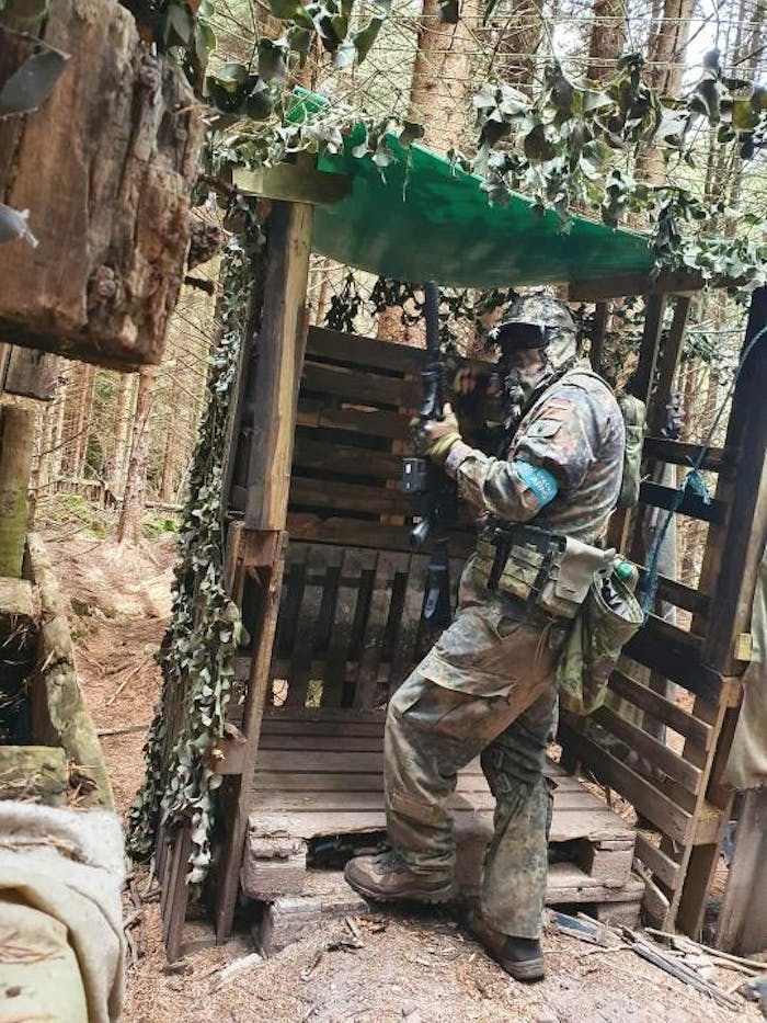 2-in-1 FRONT Leafy Face Mask and Camo Hat (Adj, OSFM)