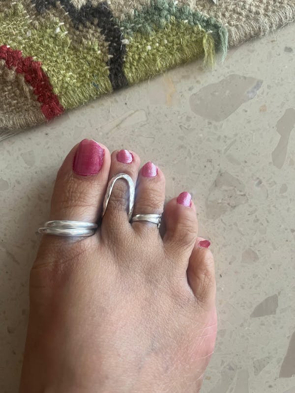 Textured Heirloom Toe Ring
