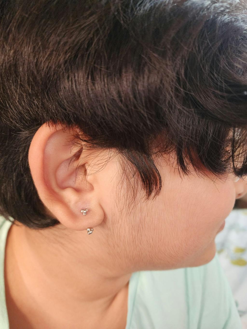 Droplet Hug Earrings