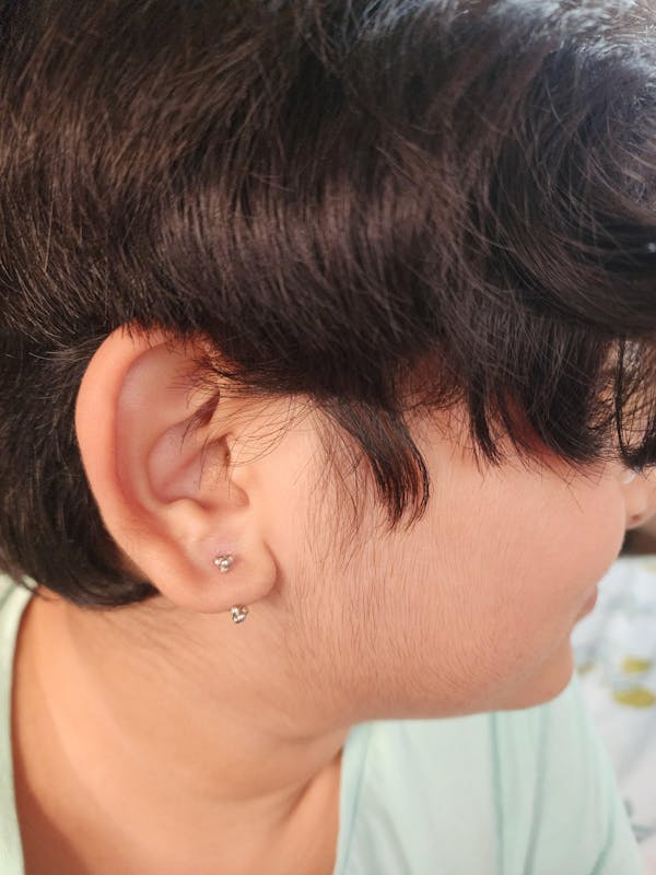 Droplet Hug Earrings