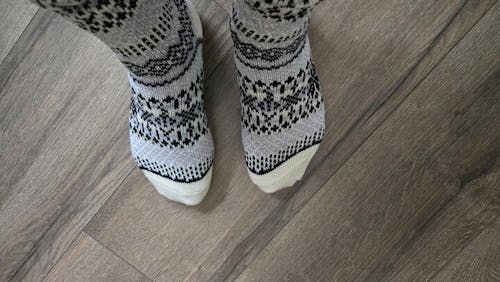 Nordic Wools Asenka Merino Wool Blend Unisex Socks / Creme Mix