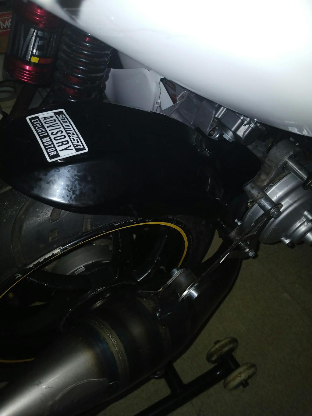 Schutzblech Kotflügel RPG Hinten Minarelli Liegend Aerox Jog