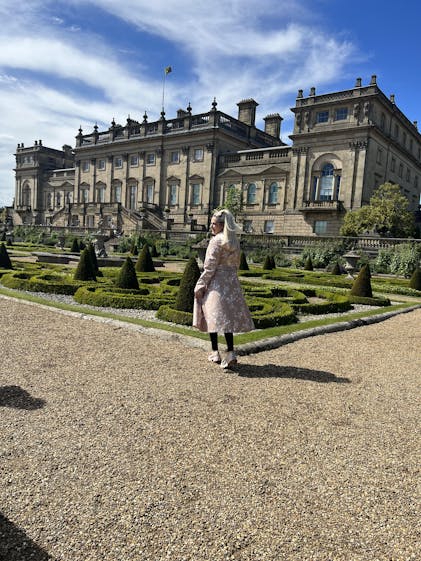 Double Breasted Trench Coat for Spring in Beige with White