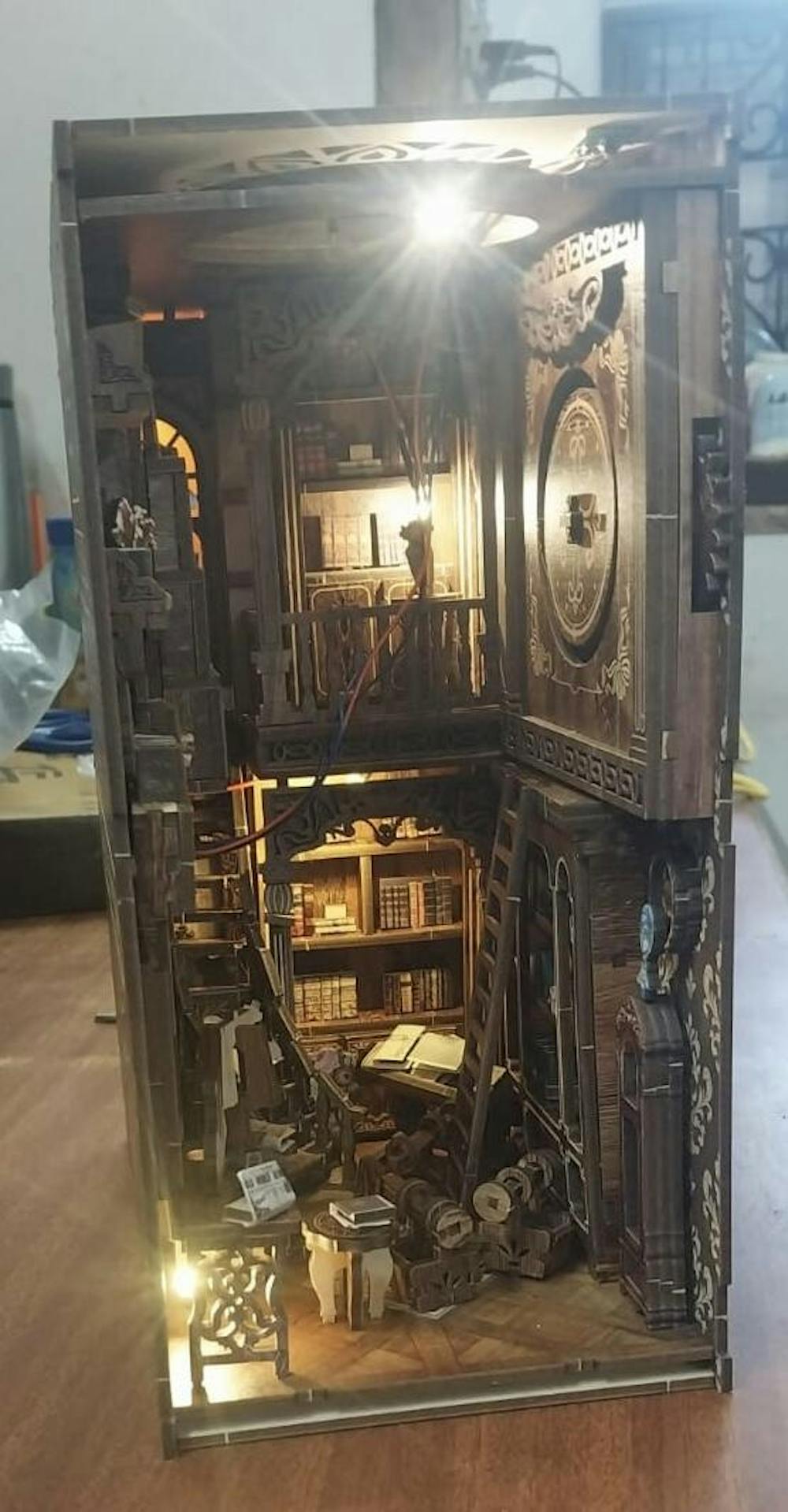 BV02-008 DIY Book Nook Kit Ancient Library Miniature Bookshelf Insert Collection Room Diorama Scenery Crafts