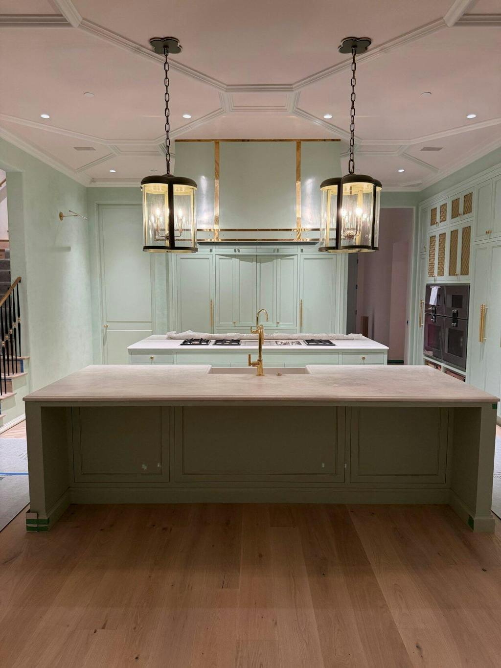 RHM Custom Stainless Steel Luxury Island Kitchen Hood SH7-C4IR