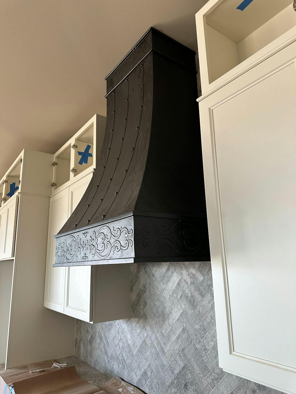 RHM Black Copper Custom Kitchen Hood with Straps &Rivets CT-VH07TR4