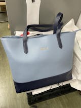 Rasical (ラシカル) 【即納】軽さと高級、利便性を追求した