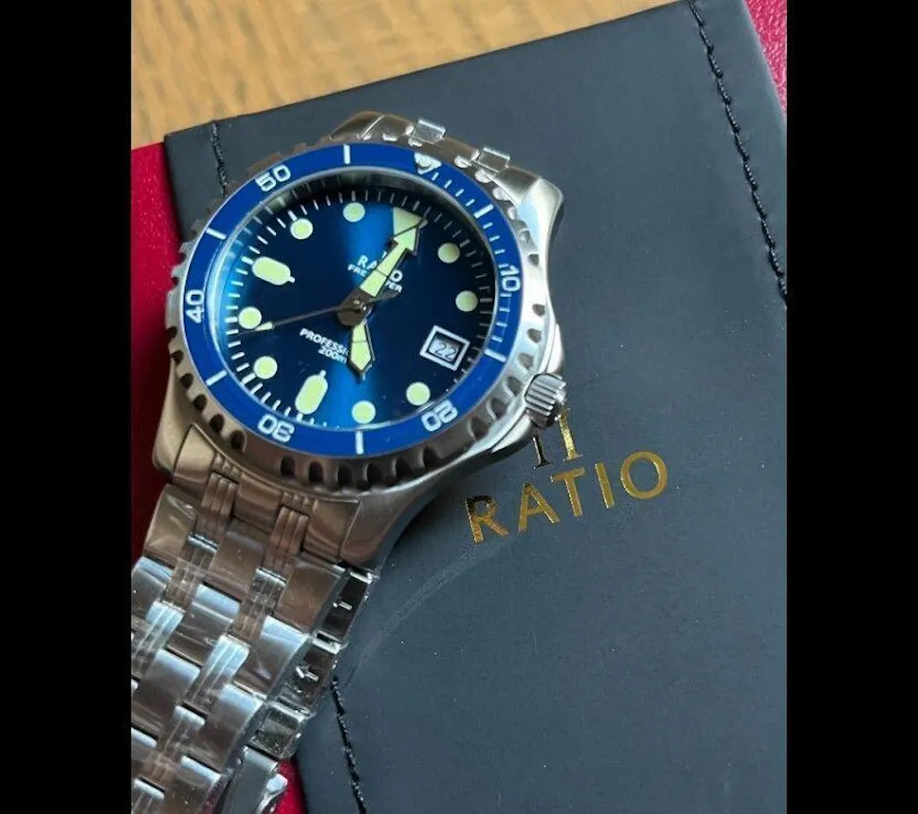 RATIO Orologio da uomo automatico FreeDiver con zaffiro in acciaio inossidabile quadrante bianco RTF047 200M – acquista a prezzi convenienti sul marketplace