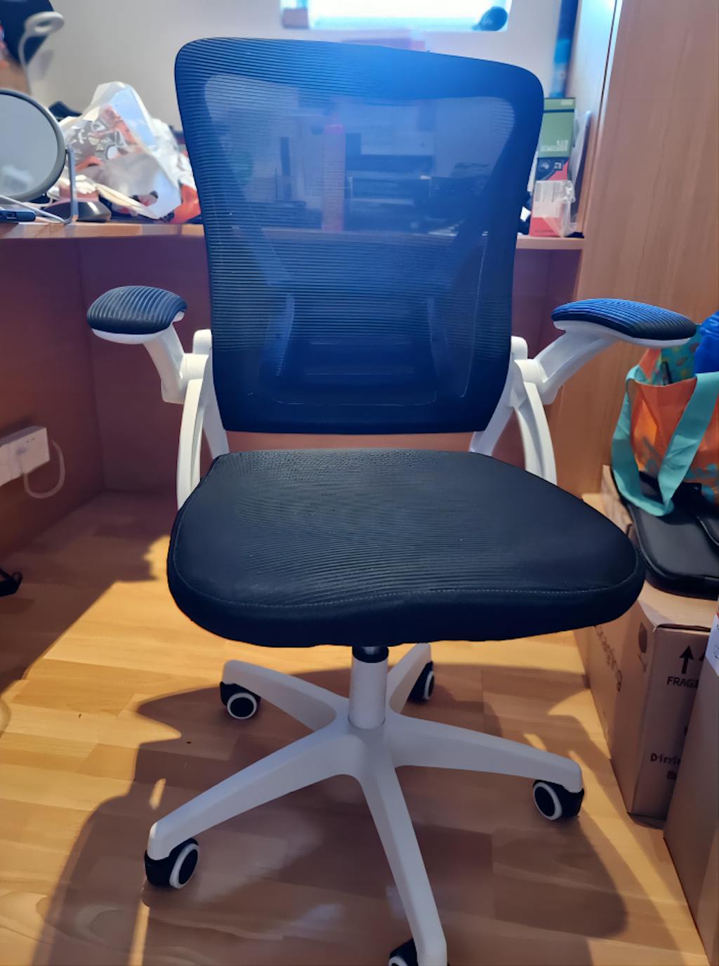 Office Chair Ergonomic Desk Chair, Executive Swivel Computer Chair wit