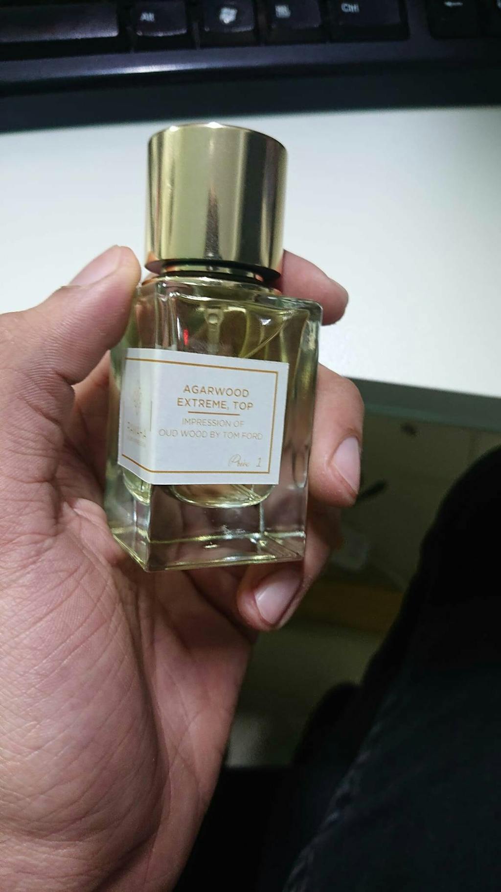 Agarwood Extreme, Top Impression of Oud Wood Rawaha Perfume