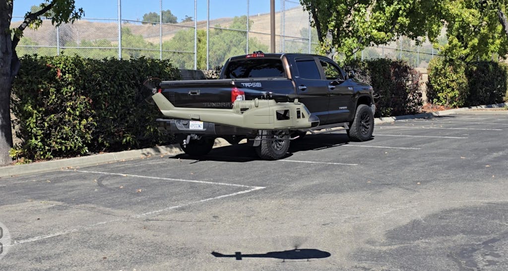 FLISHRC FL500 UH-1 Huey 500-Class 2.4G 6CH Scale RC Helicopter with L7 Flight Controller & 4-Mode GPS Positioning RTF