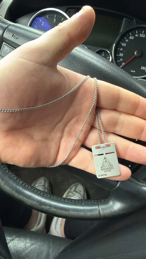 Військовий жетон з власним гравіюванням