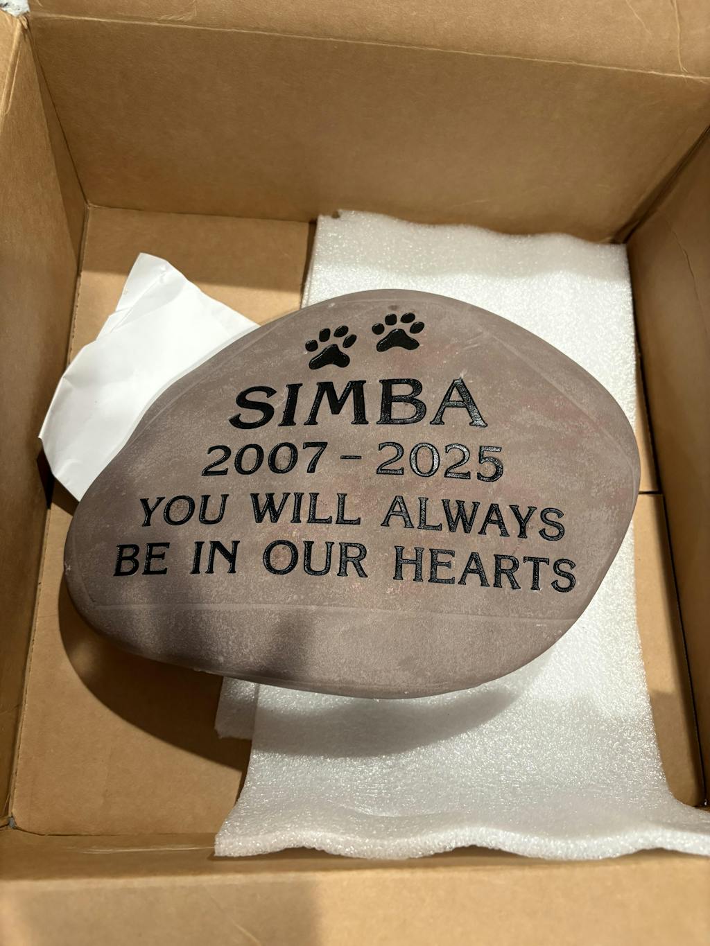 Extra-Large Pet Stone Memorial