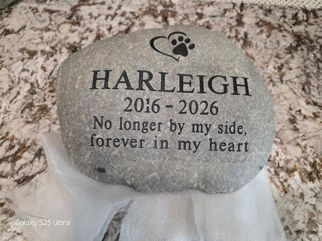 Extra-Large Pet Stone Memorial