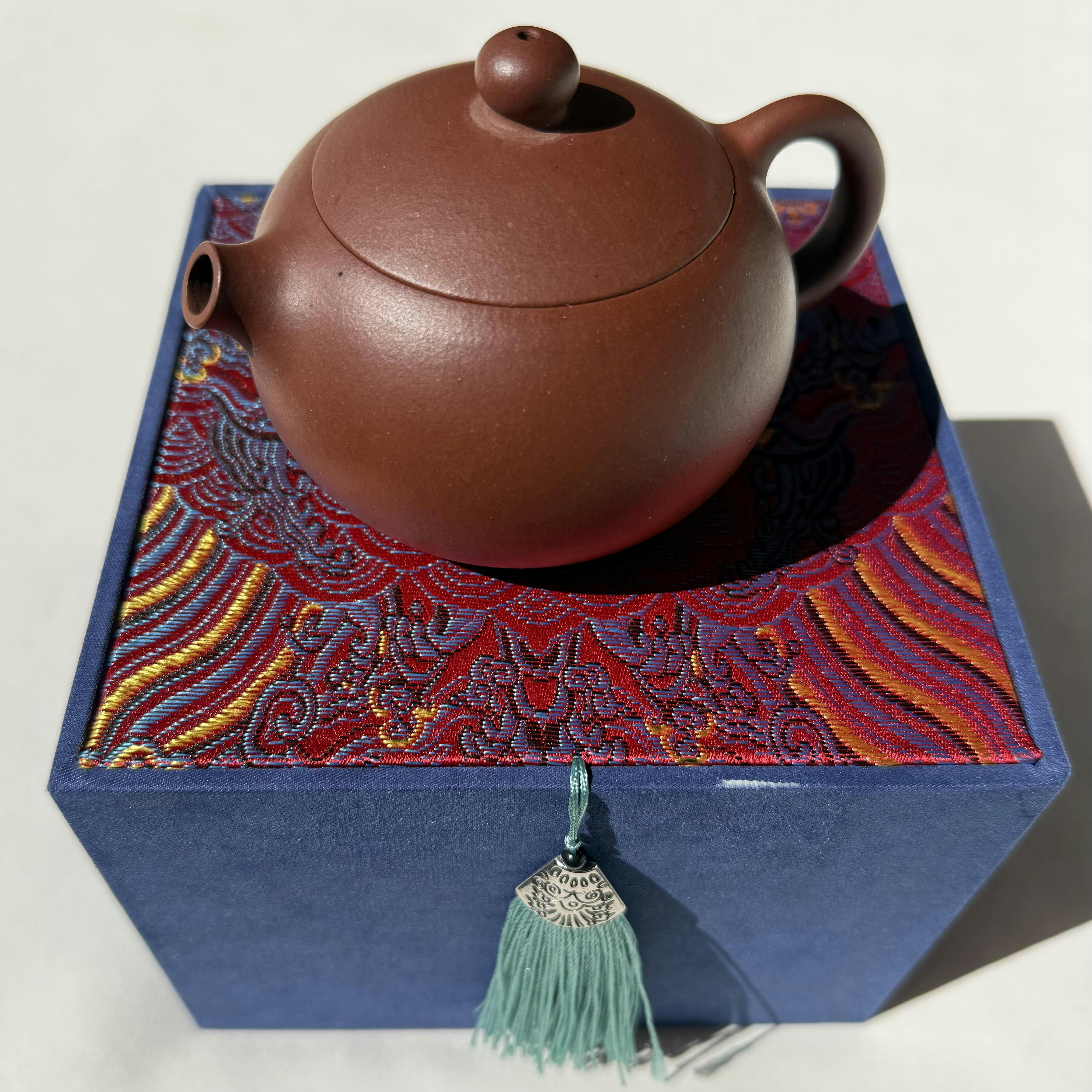 Full Handmade and Real Authentic YiXing Zisha from realzisha.com
