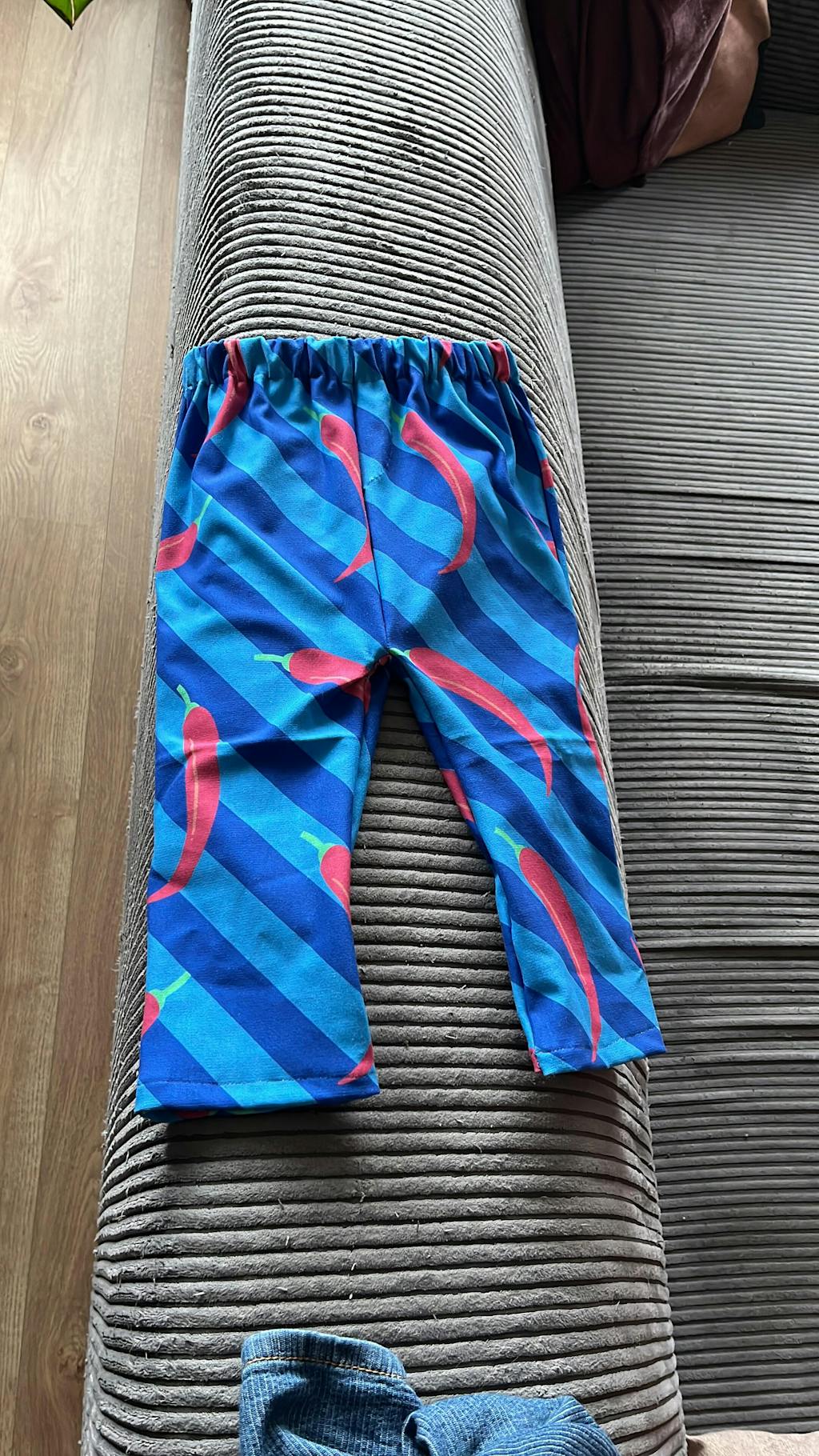 Chili Pop Blue | French Terry | 170cm breed