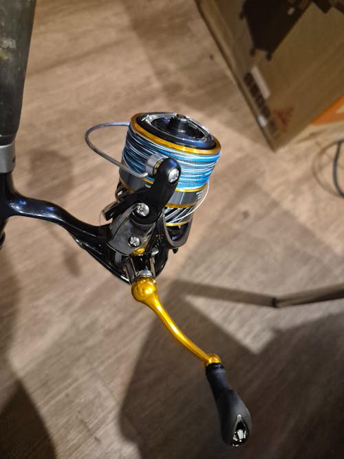 Daiwa Revros LT 3000-C Spinning Reel