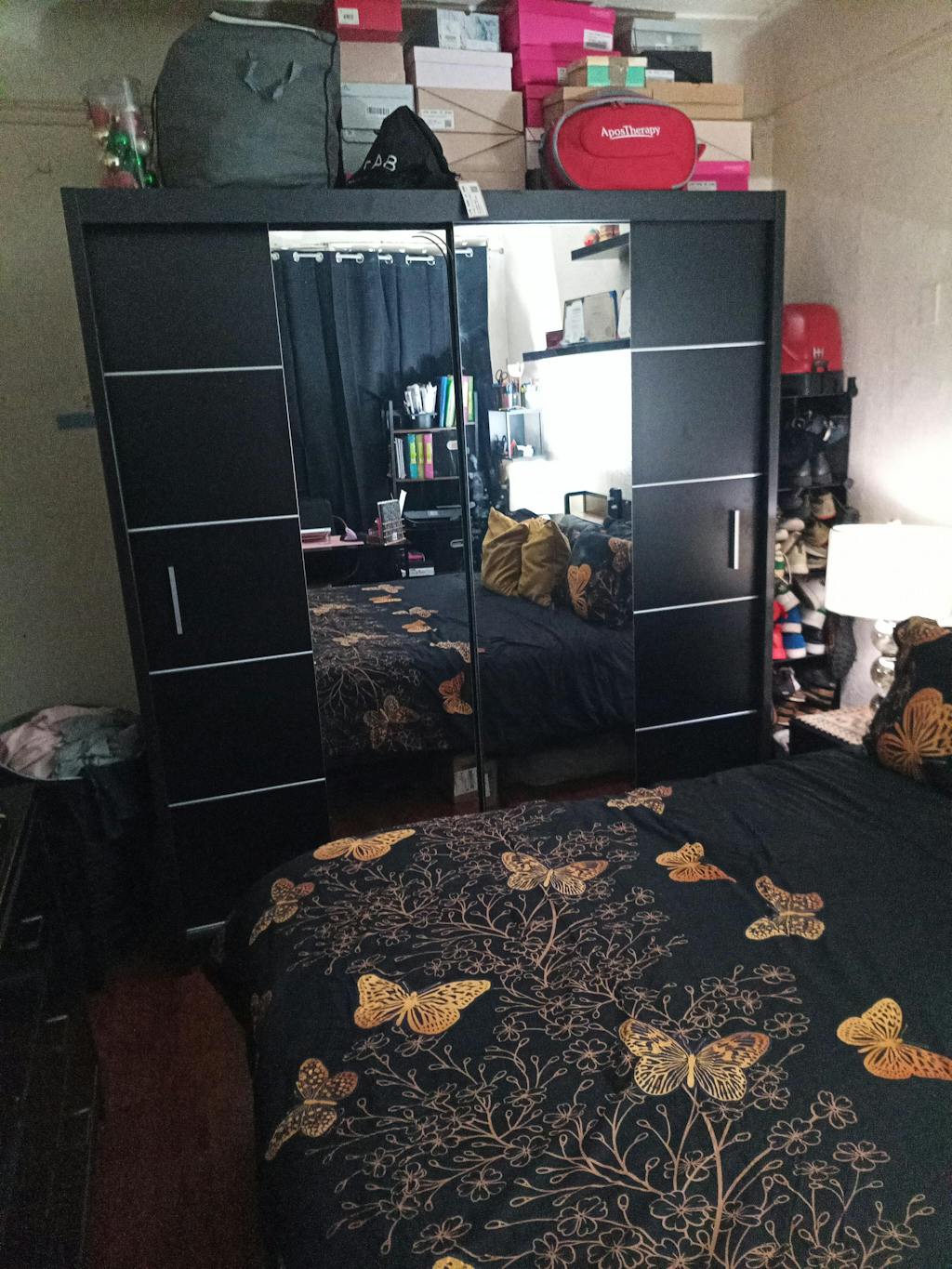 Lisbon Stylish Sliding Door Armoire for Your Bedroom