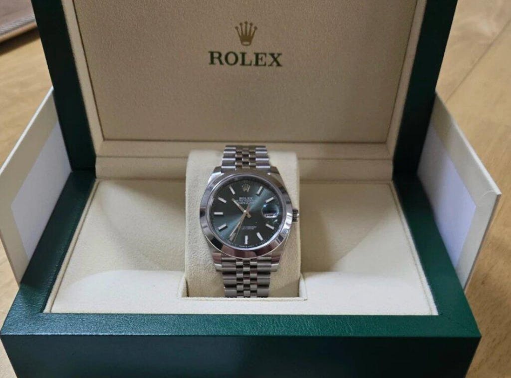 롤렉스 데이트저스트 41mm 126334 브라이트 블랙 쥬빌리(ZF)