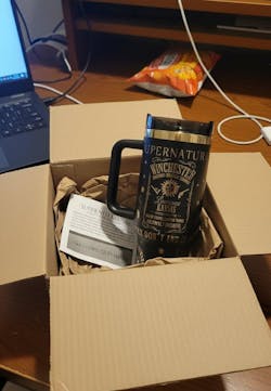 Exclusivo: Garrafa Térmica 1.2L Edição Especial Supernatural Customizada Dourado Gravação Laser + *BRINDE 1x Chaveiro Exclusivo* - EDIÇÃO LIMITADA