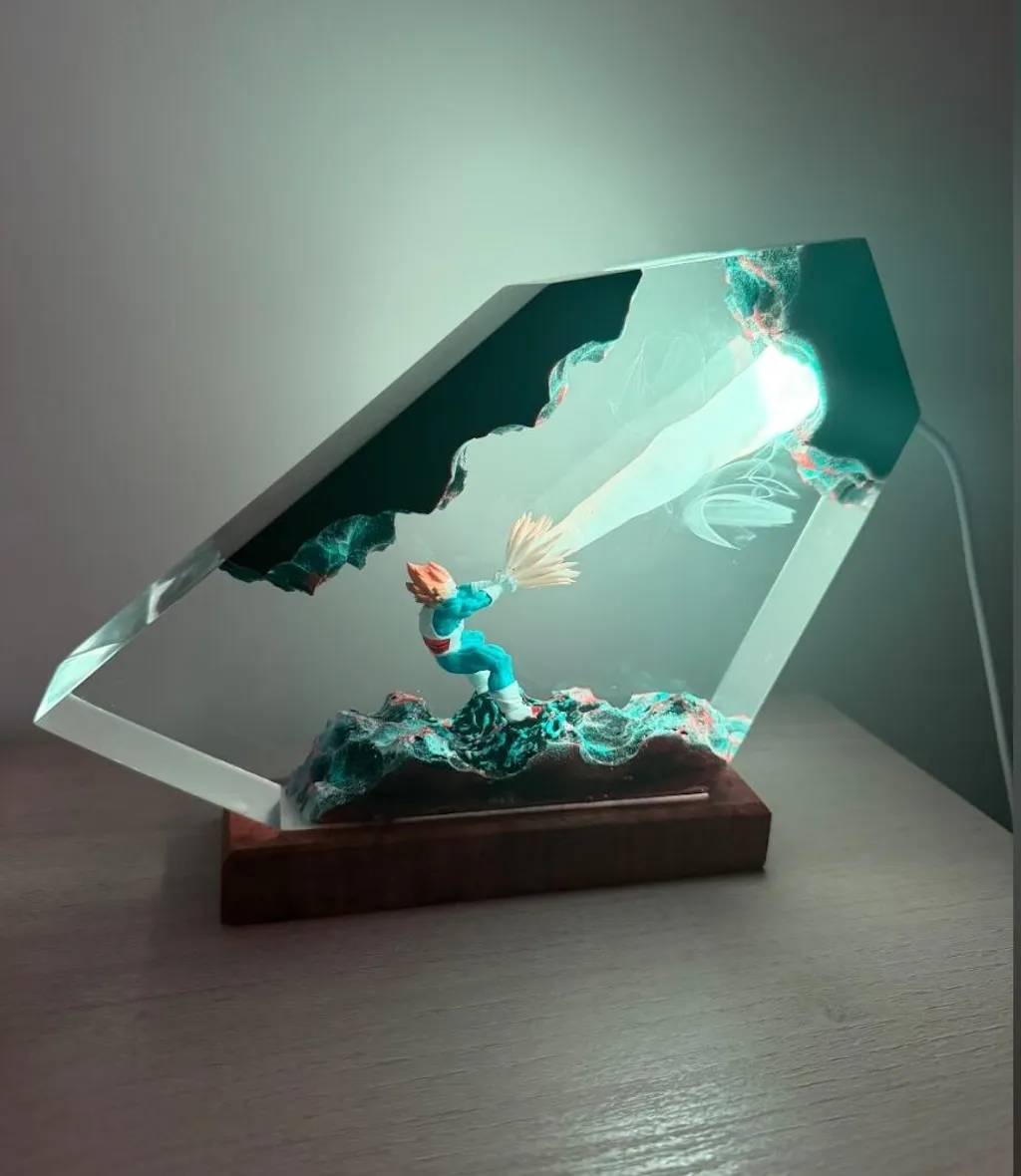 Vegeta Resin Lamp - Dragon Ball