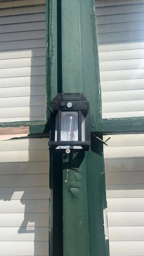 Solar Outdoor Wall Light with Motion Sensor