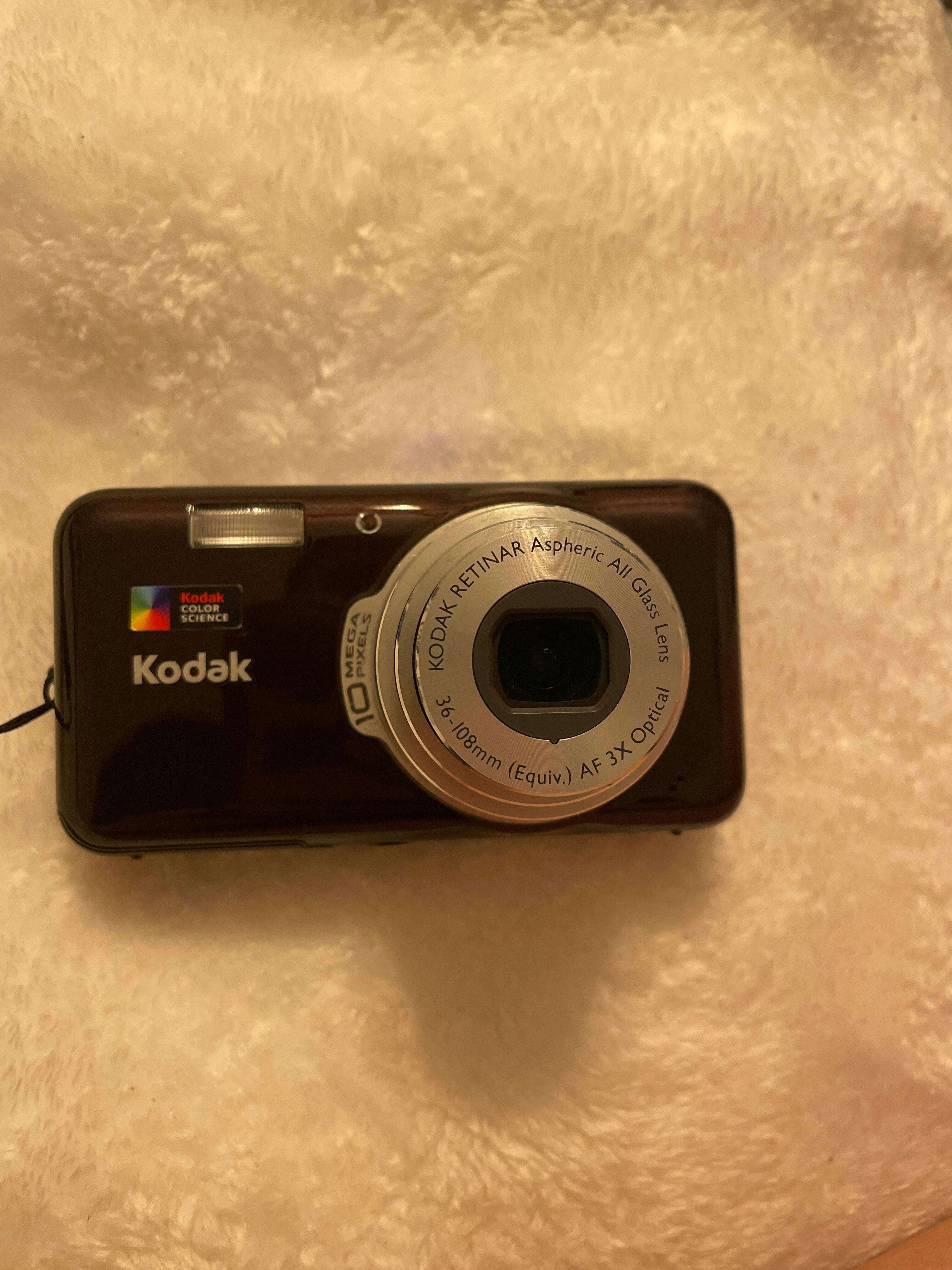 Kodak EasyShare V1003 Digital Camera | 10MP CCD Sensor, 3x Optical