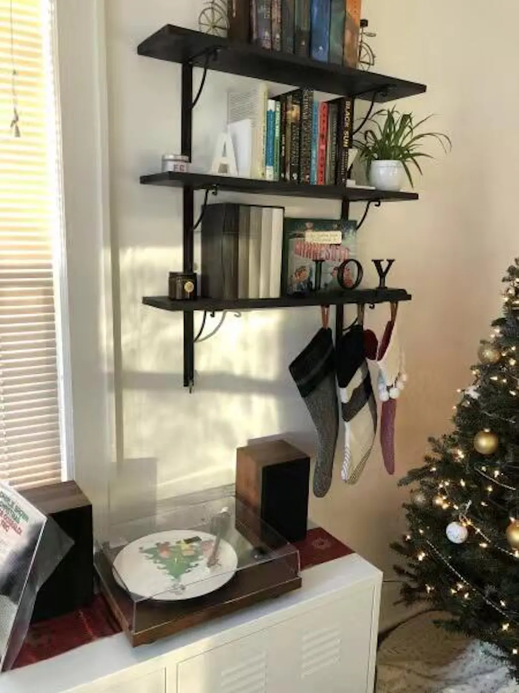 Upgraded Quality Record Player HiFi System with Dual 20-Watt Speakers UD006