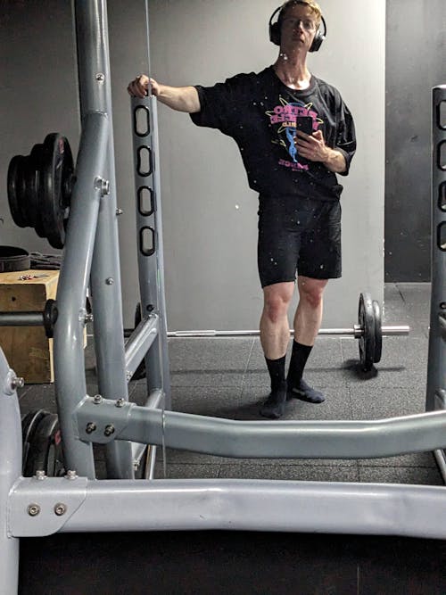 Pump Cover T-Shirt | Red World