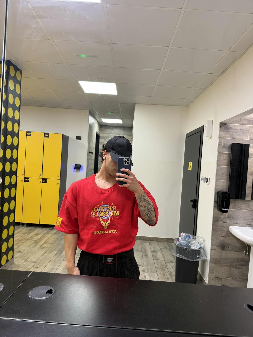 Sweat Pump Cover Golden Era Brodé | Rouge