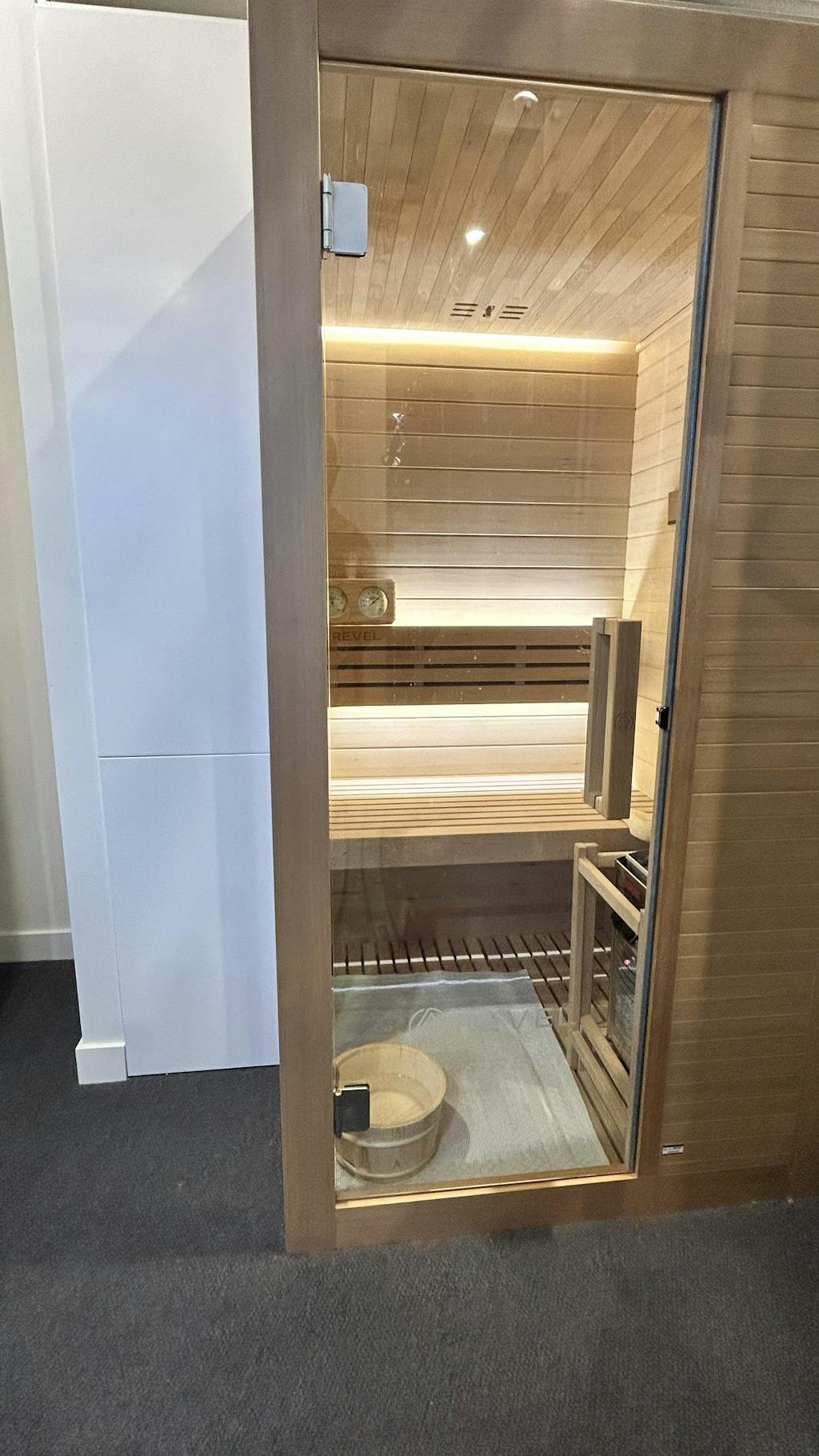 Revel Tampere - 1 Person Traditional Finnish Sauna